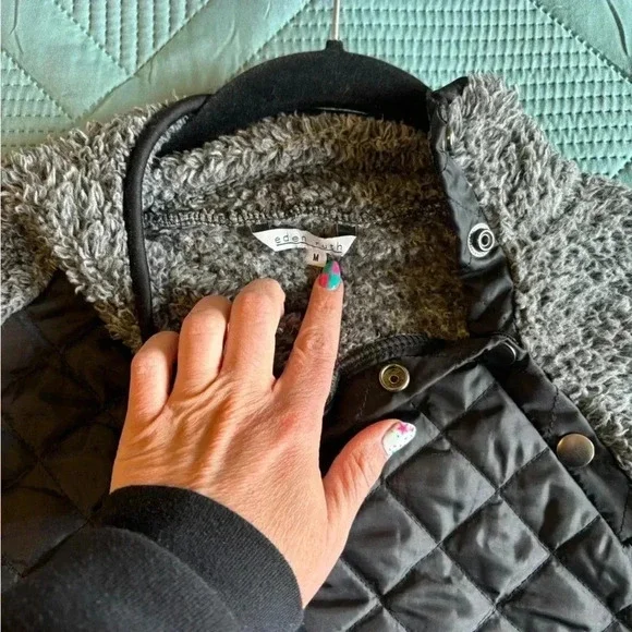 Eden Ruth Sherpa Pullover - Picture 6 of 6